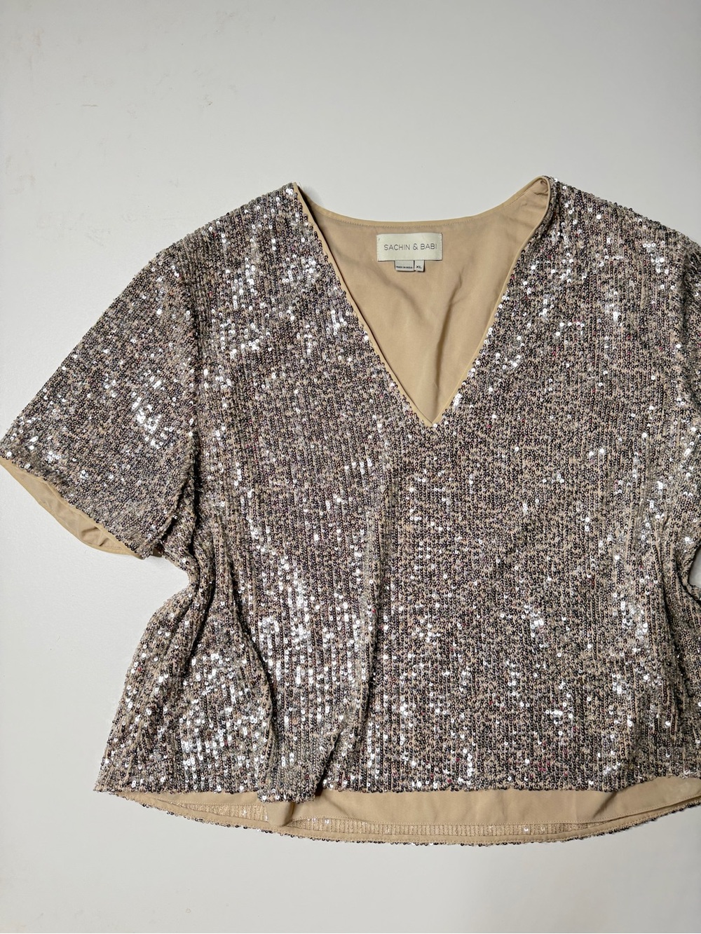 Sachin + Babi silver Sequin V-Neck Short Sleeve Top